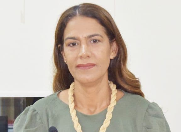 Vereadora Gislene Maria reivindica pagamento de adicional de insalubridade aos servidores do setor de Endemias