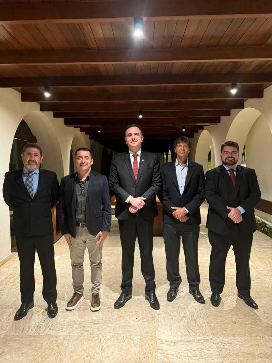 Prefeito Ricardo Garcia participa de reunião que aporta R$20 milhões com o Senador Rodrigo Pacheco em Brasília