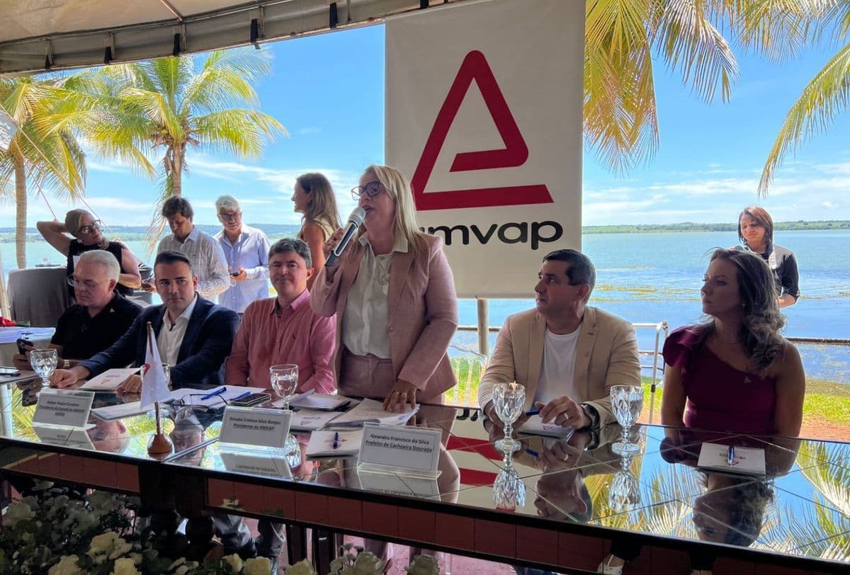 Nova diretoria da AMVAP é eleita e empossada em Cachoeira Dourada