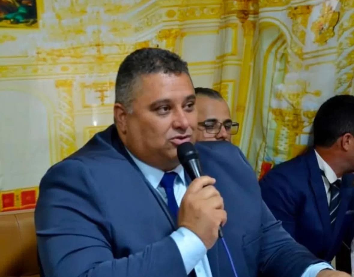 Prefeito Reginaldo Silva busca parcerias em Brasília para Comendador Gomes