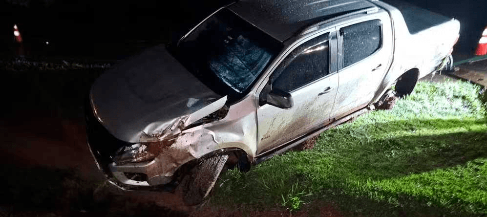 Deputada Federal Ana Paula Leão sofre acidente de carro na BR-050