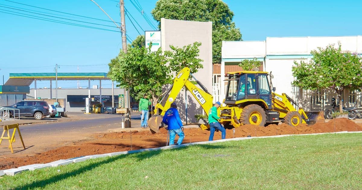 Rotatória da entrada de Itapagipe está em obras