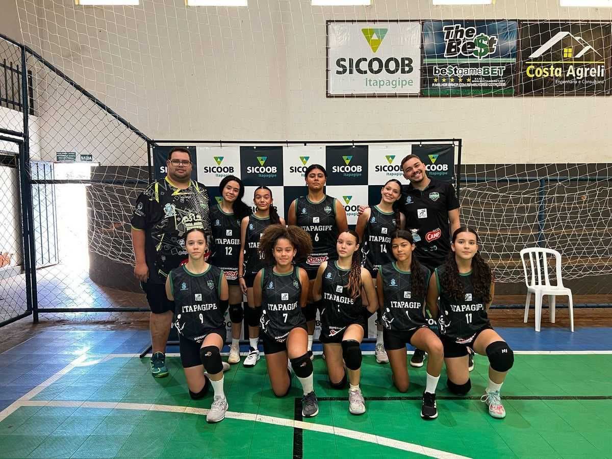 Itapagipe brilha na Copa Regional de Vôlei e segue rumo ao título