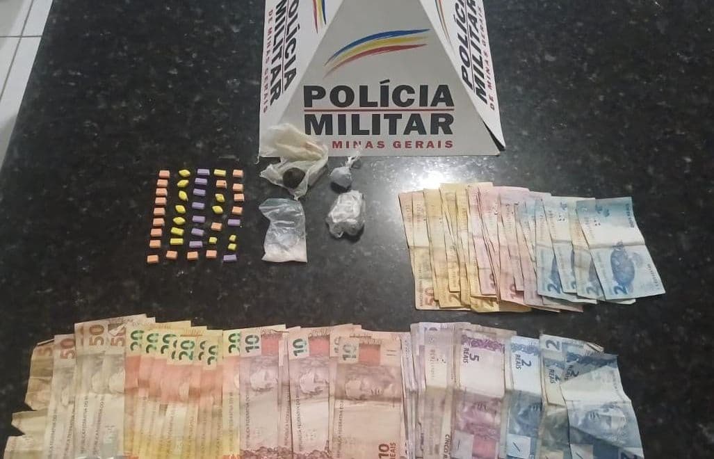Polícia Militar flagra tráfico de drogas e prende suspeito durante o carnaval em Prata
