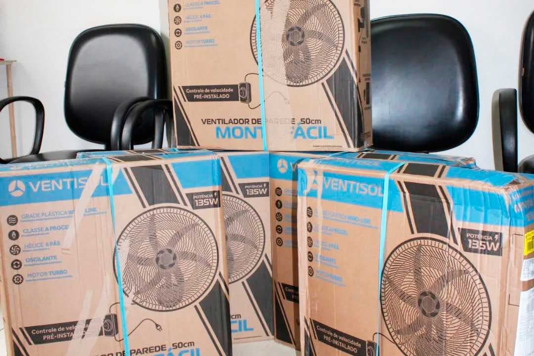 Rotaract Club de Frutal doa ventiladores para Caps Infanto-Juvenil