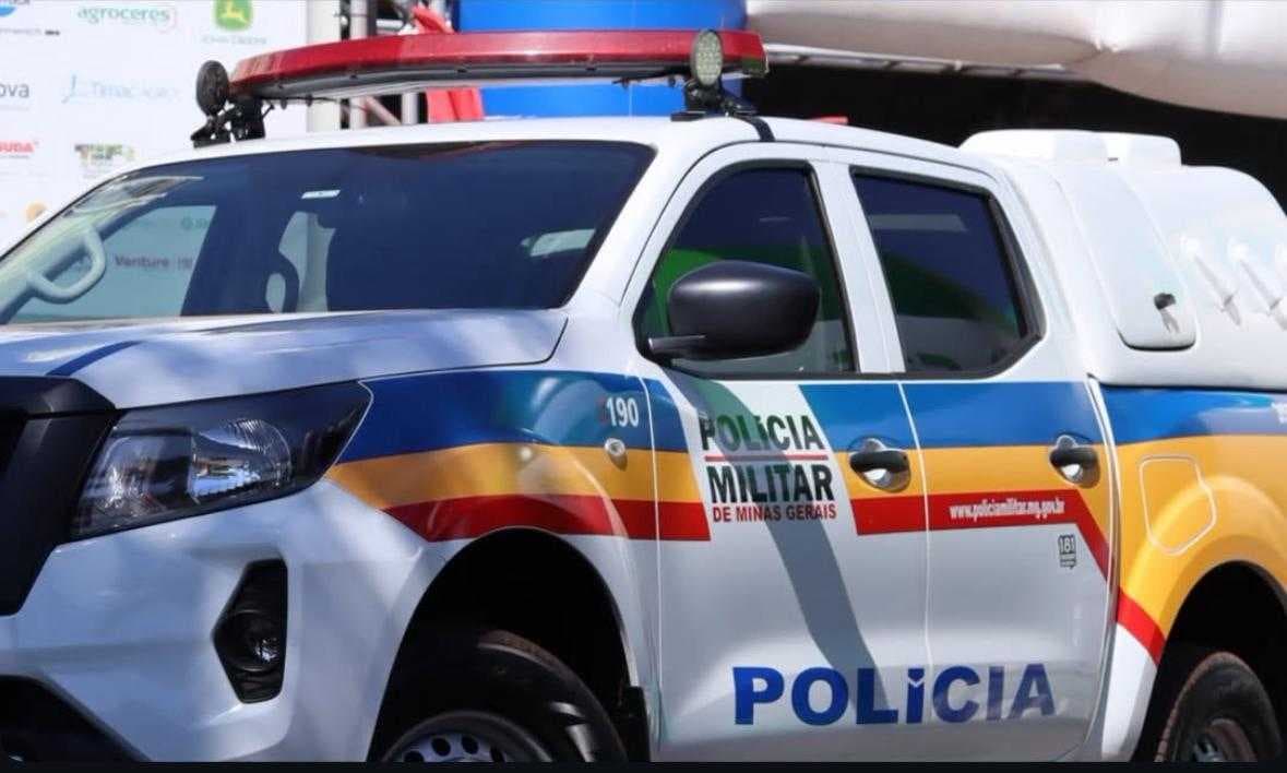 Deputado Bosco entrega viatura para patrulhamento rural em Prata