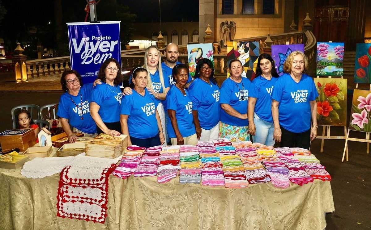 Feira das Artes celebra talento e superação dos idosos do projeto Viver Bem
