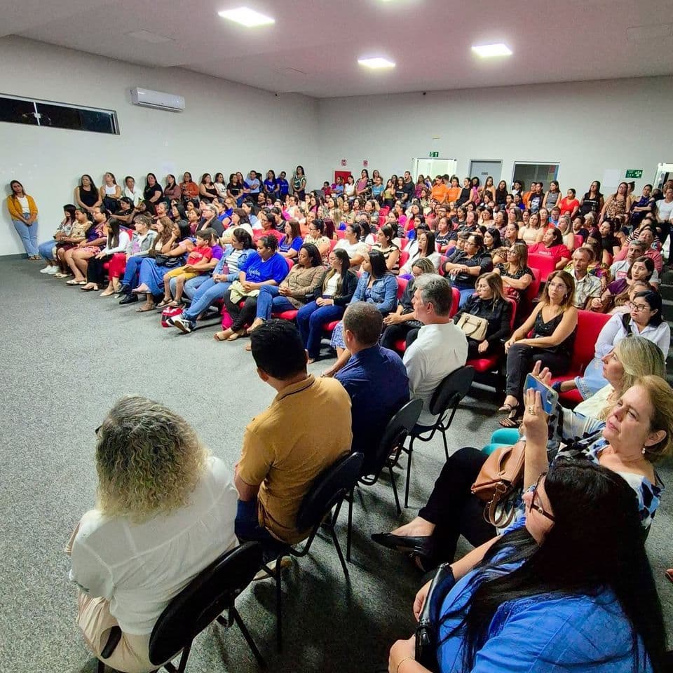 Prefeitura de Conceição das Alagoas lança programa para combater evasão escolar e garantir alfabetização plena