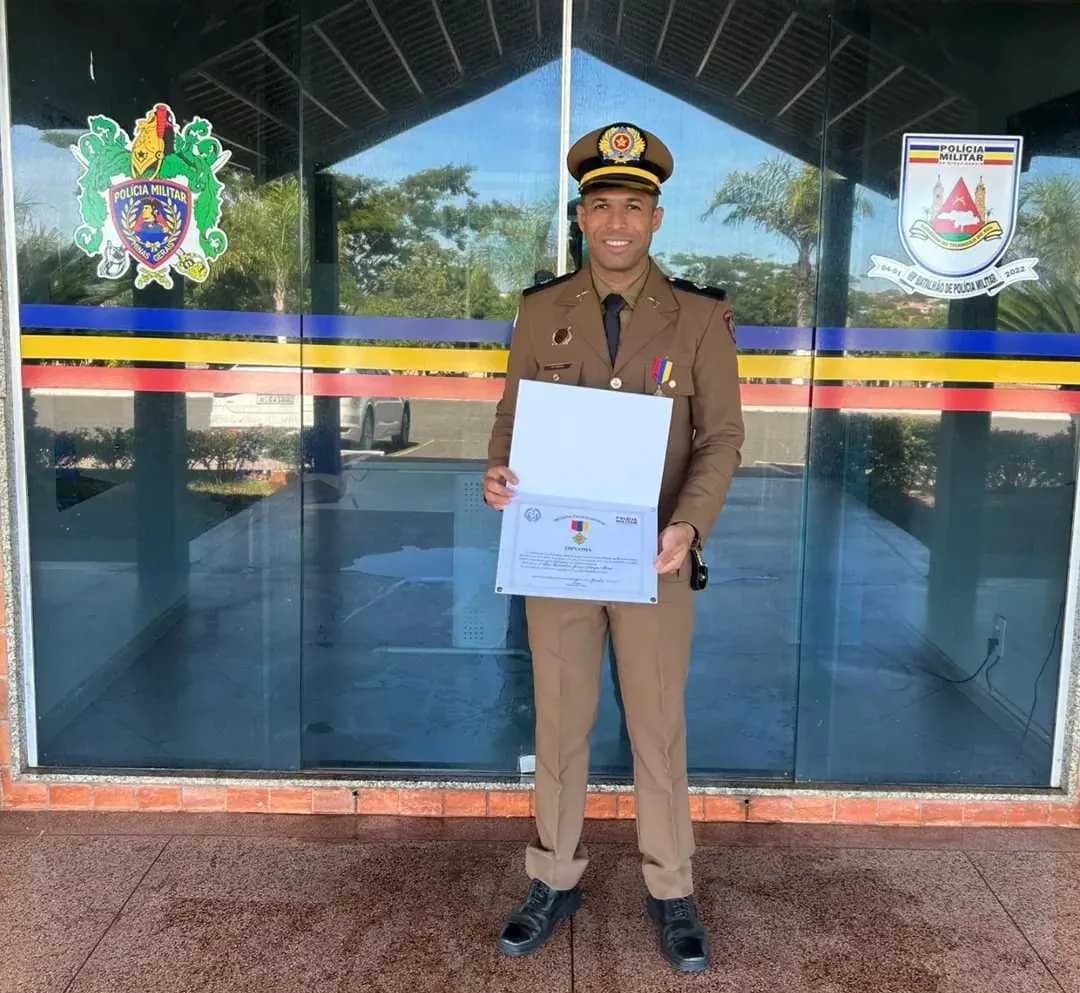 Tenente do 69º BPM é homenageado com Medalha de Mérito Profissional da PMMG