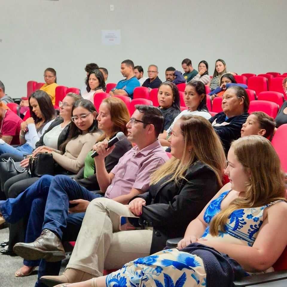 Empreendedores participam de oficina sobre Funil de Vendas em Conceição das Alagoas