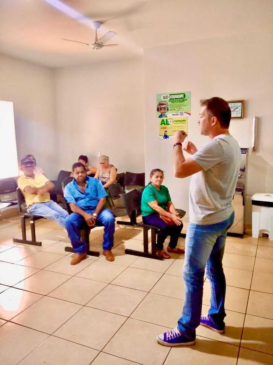 Prefeitura de Itapagipe promove palestra sobre cuidados com próteses dentárias no PSF Nohad Andrade Maluf