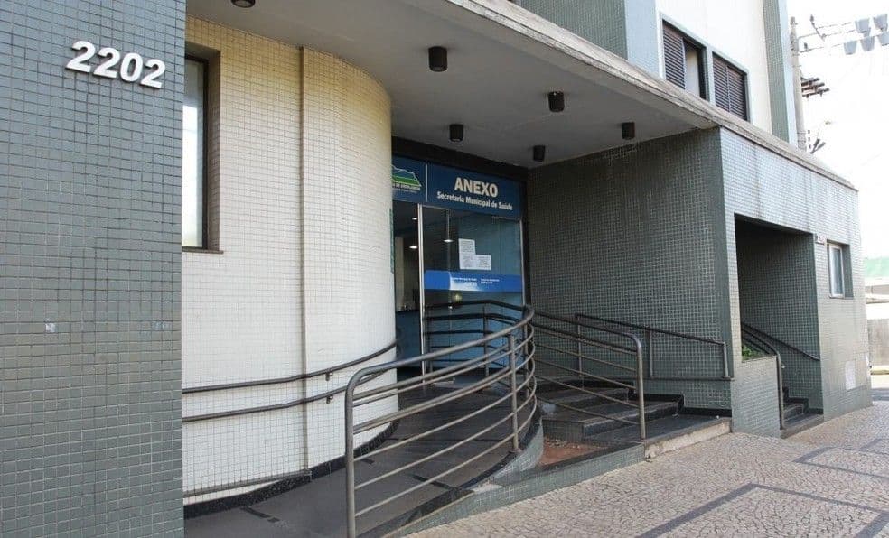 🚨 Suspeita de desvio milionário em Uberlândia!💰👮♀️