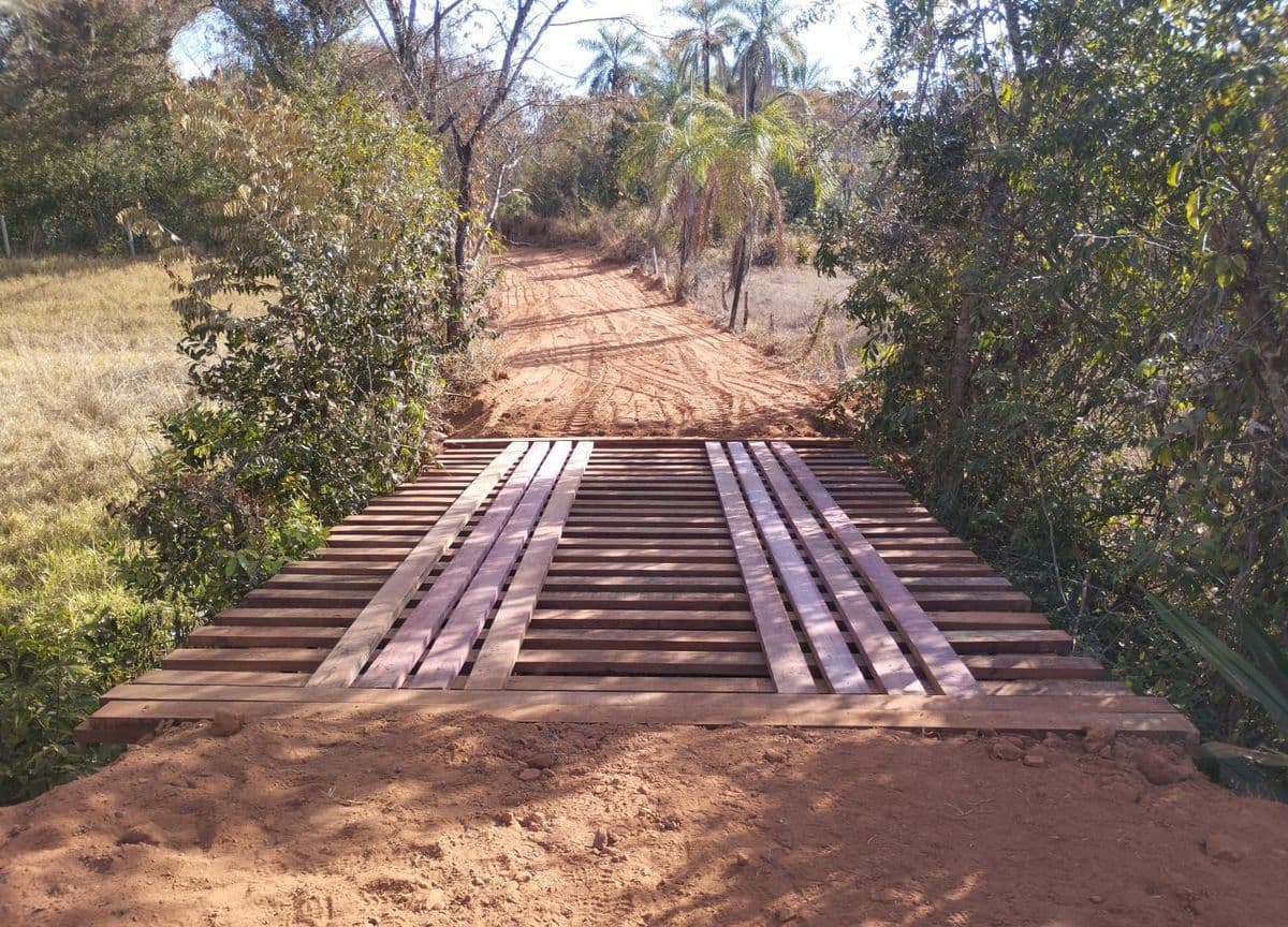 Prefeitura do Prata constrói nova ponte na região da Furninha