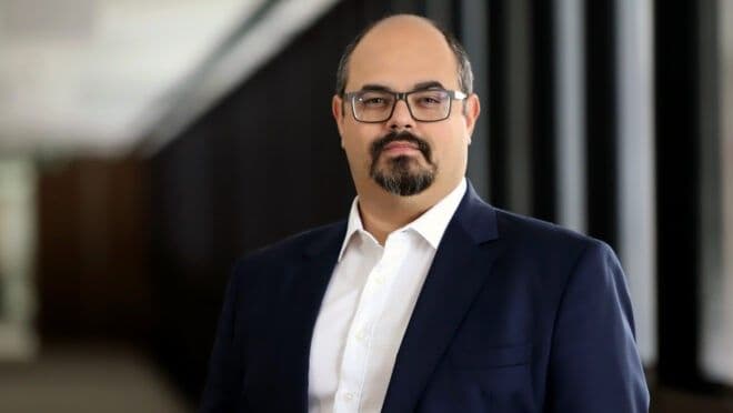 Vice de Zema lidera rejeição entre pré-candidatos ao governo de Minas, aponta pesquisa