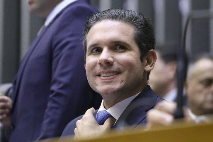 “Diálogo e diplomacia”: presidente da Câmara celebra reaproximação entre Brasil e Estados Unidos