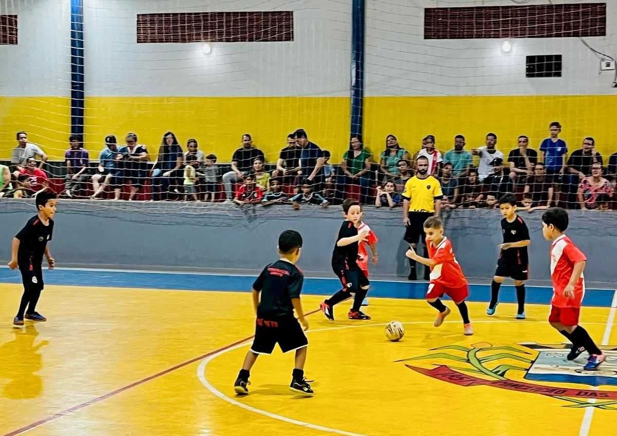 1ª Taça Garimpo Kids de Futsal encerra com grandes partidas e casa cheia em Conceição das Alagoas