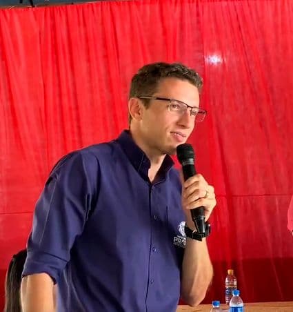 Formatura em Jardinésia celebra conquistas e reforça compromisso com a educação no Prata