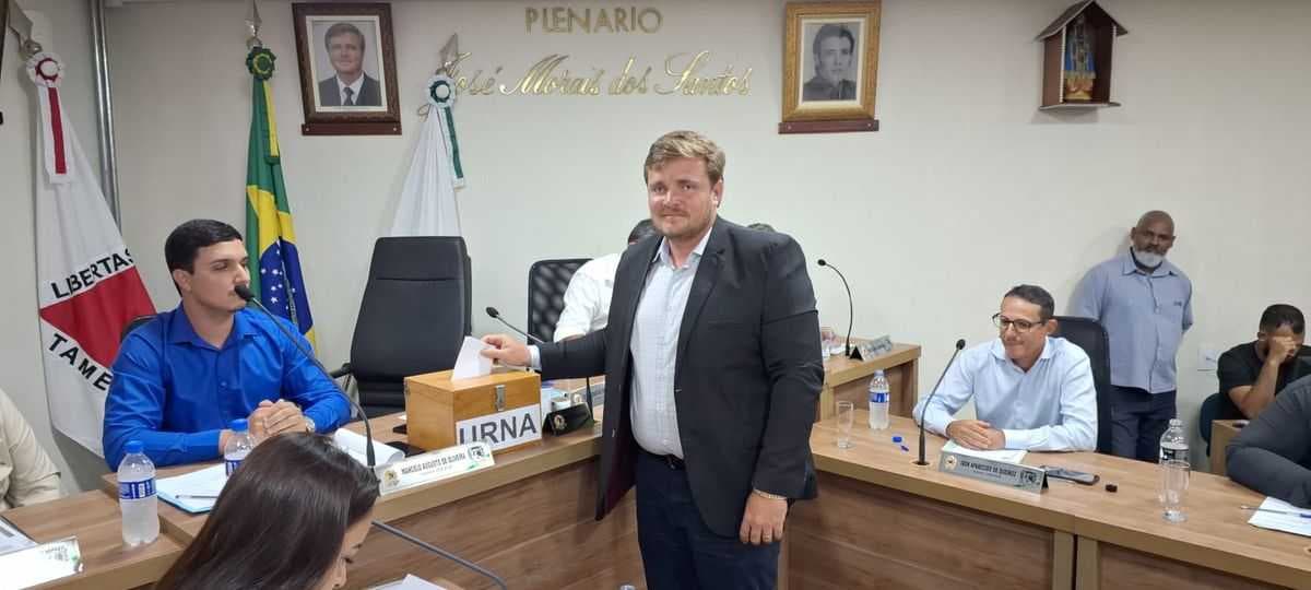 Câmara de São Francisco de Sales elege Mesa Diretora 2026 com Abel na presidência