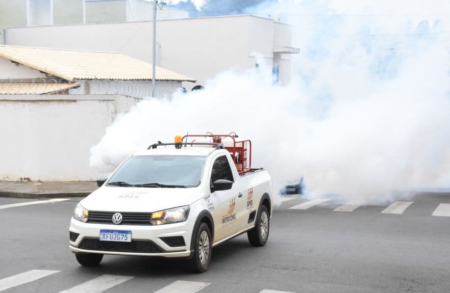 Fumacê percorre bairros de Frutal para combate ao Aedes Aegypti