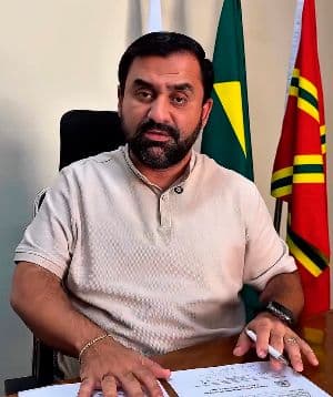Prefeito Bruno anuncia envio de projetos com reajuste salarial e aumento do ticket alimentação para servidores