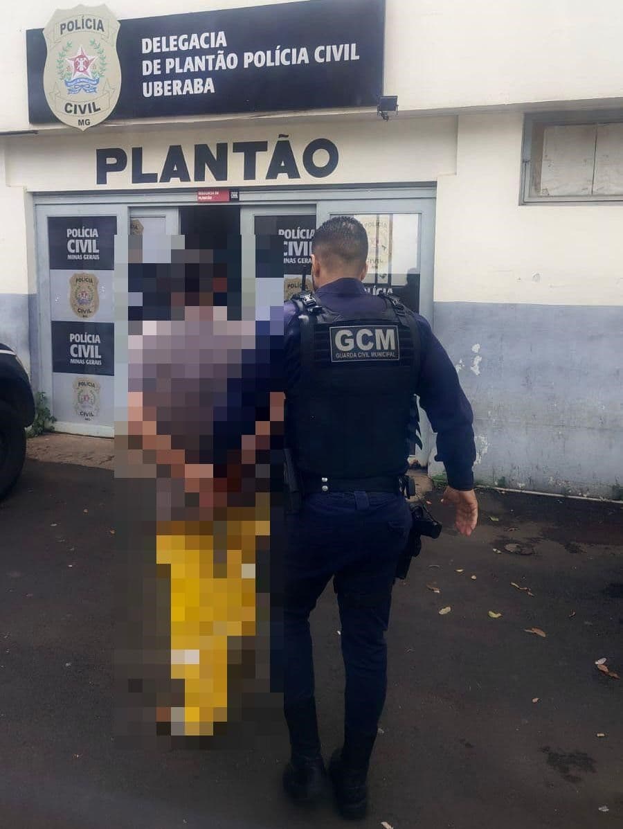 Homem é detido por importunação sexual em ônibus do transporte coletivo de Uberaba