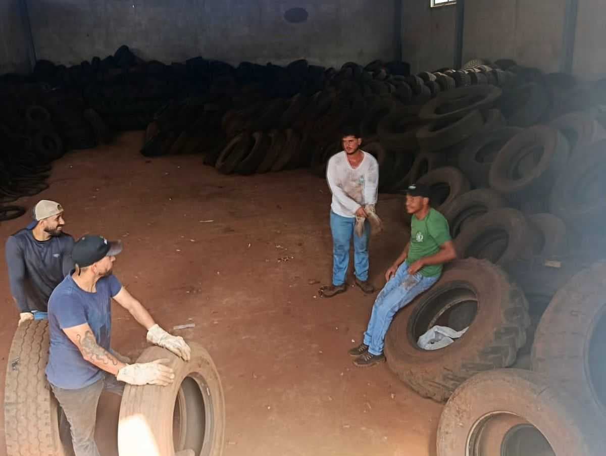 Vigilância Ambiental realiza destinação adequada de pneus e reforça combate ao Aedes aegypti em Itapagipe