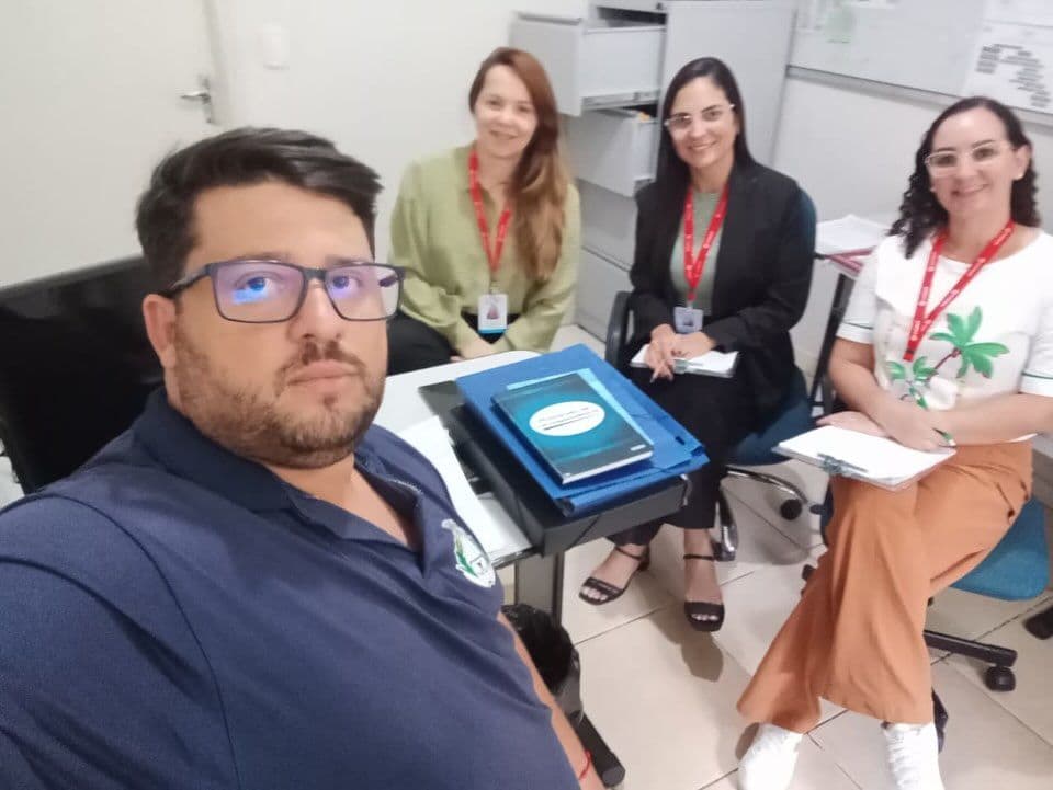 Vigilância Sanitária de Planura realiza reunião técnica com equipe da NUVISA Estadual