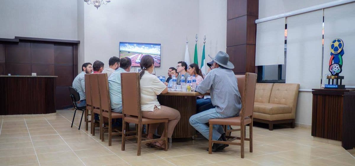 Prefeito apresenta balanço do segundo mandato e projeta investimentos ao Legislativo