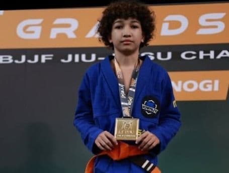 Jovem atleta do Prata conquista título no jiu-jitsu em campeonato internacional