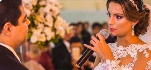 Noiva humilha noivo no microfone e cancela casamento em Feira de Santana