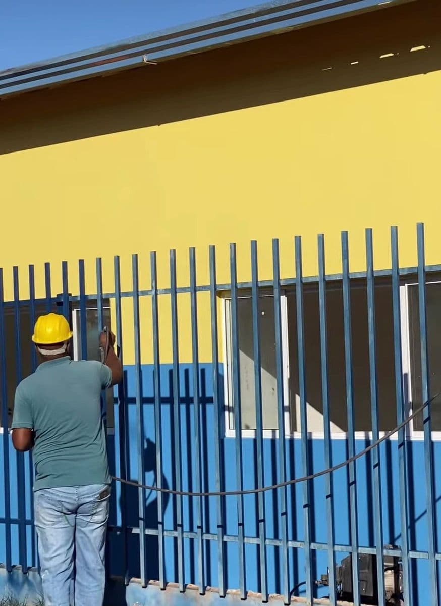 Construção das novas salas na Escola Municipal Professora Maria Carmen entra na fase final